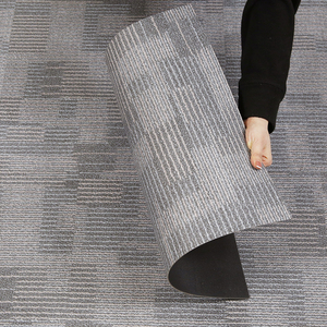 Se Utiliza Pegamento de Alta Calidad para Instalar Pisos de Vinilo LVT Antideslizantes, Impermeables y Resistentes al Deformación en Diversos Escenarios - Product Image 1