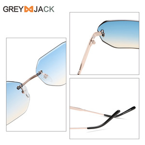 Gafas de Sol Poligonales sin Marco Greyjack, Metal Dorado, Unisex, UV400, Lentes de PC Ligeras, Clase 2 - Product Image 5