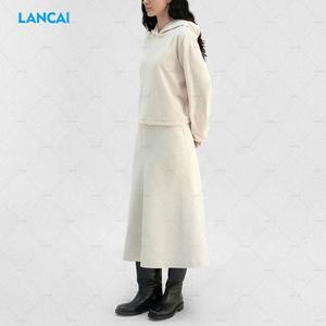 Factory Wholesale Custom Logo Embroidered Printed Breathable Luxurious Solid Plain <b>Velour</b> Crop Hoodie - Product Image 2