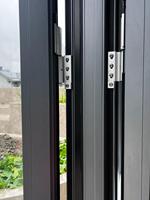 Fenêtre à battant en aluminium avec verre isolant trempé pour projets résidentiels de villas modernes