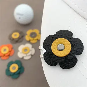 Marcador de pelota de golf personalizado de cuero con logotipo magnético 3D estéreo marcador de golf clip de sombrero