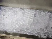 Máquina de Hielo Portátil Pequeña para el Hogar, la Mejor Máquina Expendedora de Hielo en Cubitos