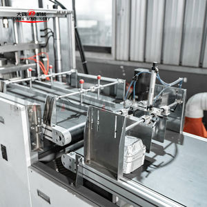 Volautomatische Aluminiumfolie Lunchbox Maken <span class=keywords><strong>Machine</strong></span> 15ton <span class=keywords><strong>Aluminium</strong></span> Weg Te Nemen Gerechten Maken <span class=keywords><strong>Machine</strong></span> - Product Image 2