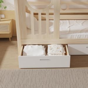 Lit enfant en bois massif sur le thème d'une maison dans les arbres avec de grands tiroirs de rangement, meubles ludiques et amusants pour la chambre d'enfant, garçon ou fille - Product Image 4