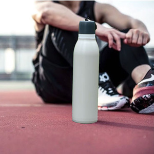 Bán Buôn 18Oz 24Oz Owalo Miễn Phí <span class=keywords><strong>Sip</strong></span> Twist Cách Nhiệt Chai Nước Với Nắp Dây Đeo Dễ Dàng Mang Theo Ngoài Trời Du Lịch Chai Nước Không Bị Rò Rỉ - Product Image 6