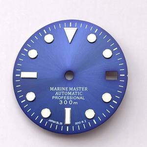 Nouveau modèle NH35 avec cadran lumineux vert soleil, boîtier en acier inoxydable de 28,5 mm, adapté aux montres mécaniques avec affichage de la date. - Product Image 2