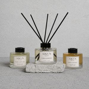 Diffuseur de parfum en verre de luxe personnalisé AIKUN avec bâtonnets pour la maison, l'hôtel et le spa, utilisation en aromathérapie - Product Image 1