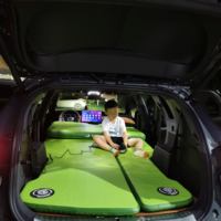 BYD SUV Tesla 3/Y/S/X Tapis de lit gonflable portable Matelas pneumatique personnalisable pour le camping et les voyages Lit gonflable pour voiture