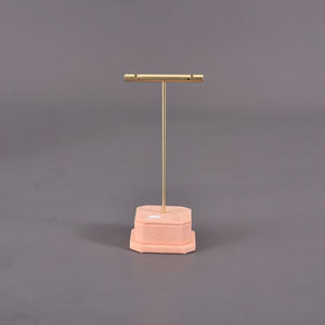 Exhibidores de Joyería de Lujo Personalizados para Tiendas, Exhibidores de Anillos, Collares, Pendientes y Aretes, Exhibidores de Joyería de Microfibra - Product Image 6