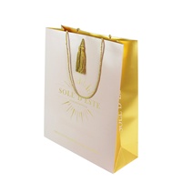 Sacs en papier personnalisés avec logo pour la vente en gros, sacs de luxe pour boutiques de bijoux, emballages cadeaux en papier pour cosmétiques