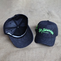 Casquette de baseball homme BSCI Premium 5 panneaux camouflage noir, impression numérique, 100% polyester, profil haut, logo brodé 3D personnalisé