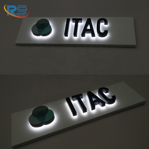 Letrero con Letras Retroiluminadas Halo, Letrero Luminoso Personalizado para Montar en la Pared con Panel Trasero - Product Image 2