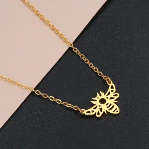 Hotsale 18K gold jewelry customized stainless steel little bee charm necklace animal insect pendant necklace for woman for gift