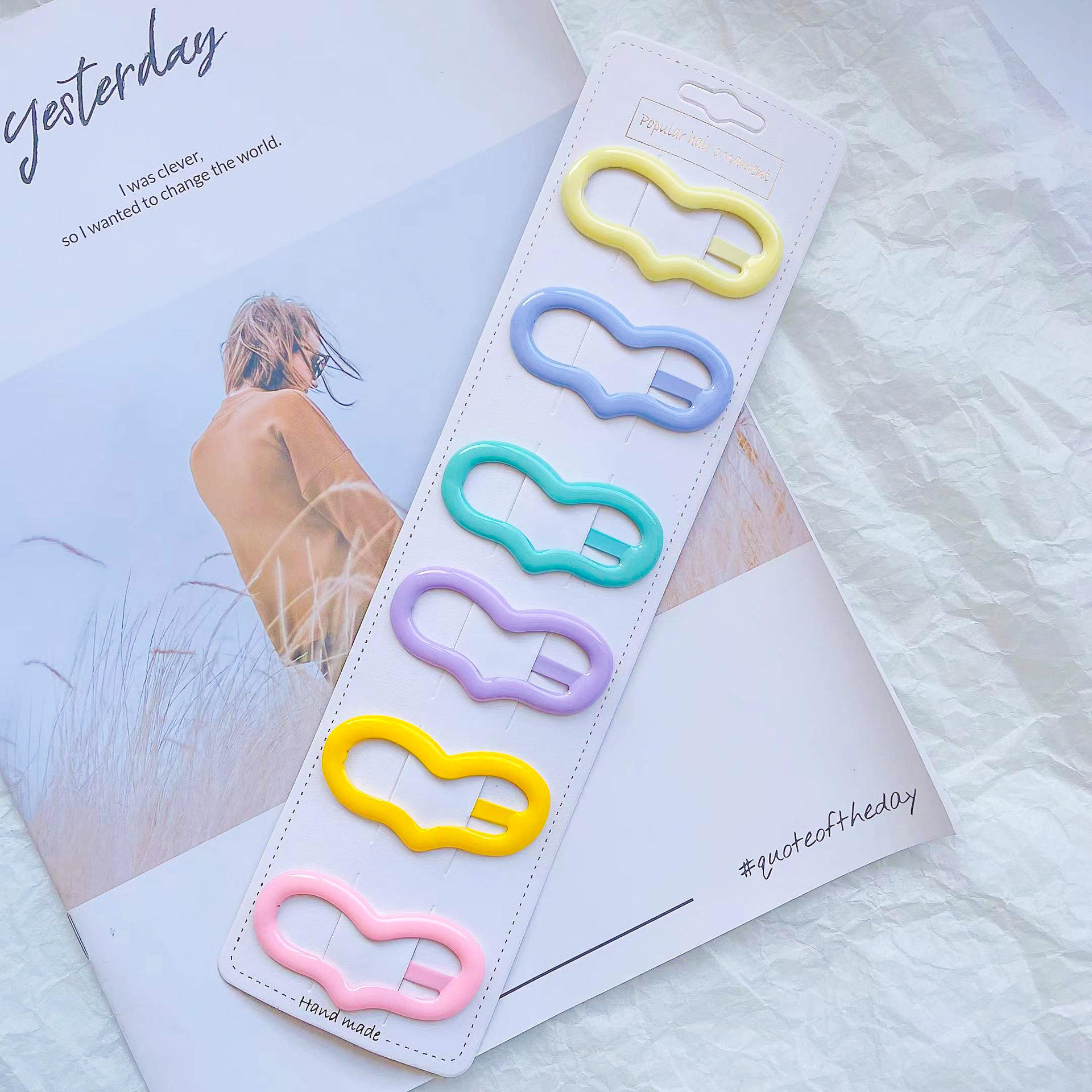 โทนสีเดียวแบบสุ่ม