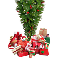 Décorations de Fêtes de Forme Unique Arbre de Noël Artificiel Inversé en Pin de 7,5 Pieds avec des Baies Rouges
