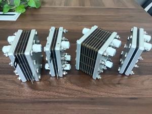 कार के लिए 1000 एमएल 2000 एमएल इलेक्ट्रोलाइटिक एच2 गैस हाइड्रोजन ईंधन सेल पेम हाइड्रोजन जेनरेटर इलेक्ट्रोलाइजर - Product Image 6