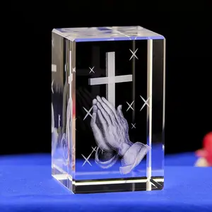 3d激光蚀刻水晶十字架宗教礼品工艺品雕刻水晶立方体