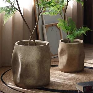 Maceta <span class=keywords><strong>de</strong></span> <span class=keywords><strong>Barro</strong></span> <span class=keywords><strong>de</strong></span> Magnesio <span class=keywords><strong>de</strong></span> Estilo Wabi-Sabi Irregular para Plantas <span class=keywords><strong>de</strong></span> Interior y Decoración <span class=keywords><strong>de</strong></span> Jardín Exterior - Product Image 1