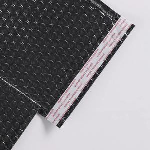 Sobre de envío personalizado de 17x23 cm con impresión de patrón ODM para tiendas minoristas, bolsa de envío con marca. - Product Image 1