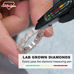 Anillo de Joyería Goldleaf con Certificado IGI, Oro Blanco de 9K, Corte Cojín de 4*4mm, Diamante Cultivado en Laboratorio DEF VVS - Product Image 3