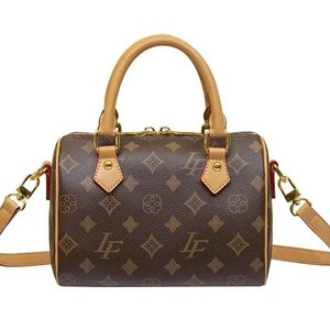 Nuova Borsa a Tracolla di Lusso da Donna 2026, Marca Designer Famosa, Alta Qualità in Vera Pelle e PU, Elegante Forma a Cuscino con Cerniera - Product Image 5