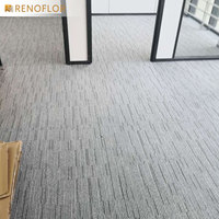 Großhandel maßge schneiderte moderne Schnitt Stapel bequeme Polypropylen Square Office Commercial Decor Boden Teppich fliesen