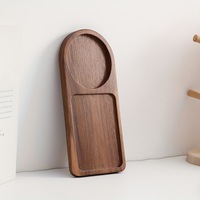 Plateau à noix de cajou gravé en bois d'acacia jetable ; Plateau à collation en bois massif pour tasses de café d'hôtel ; Plateau à thé ; Plateau à tasses d'eau pour la maison