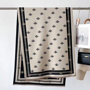 Mode européenne 185*65cm hiver abeilles motif Jacquard cachemire sensation écharpe femmes épais Pashmina surdimensionné châle hiver abeille écharpe - Product Image 5