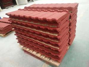 Tuiles de <span class=keywords><strong>toiture</strong></span> en métal rouge noir Bond en terre cuite Feuille de <span class=keywords><strong>toiture</strong></span> enduite de pierre de bardeau - Product Image 5