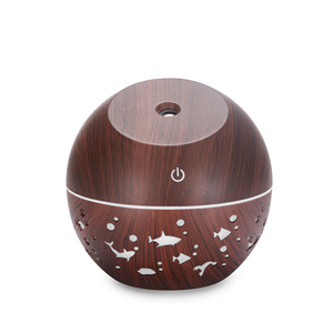Humidificador USB con diseño creativo de pez y temporizador para aromaterapia en el hogar u oficina, capacidad de menos de 0,5 l, para áreas de 10-20 metros cuadrados - Product Image 1