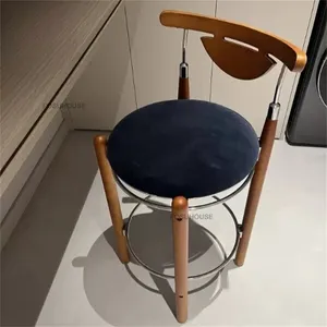 Tabourets de <span class=keywords><strong>bar</strong></span> en bois massif avec dossier haut, design <span class=keywords><strong>scandinave</strong></span> moderne, chaises de comptoir pour îlot de cuisine, vente en gros, fabricant OEM, sur mesure - Product Image 5