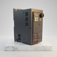 Variateur de fréquence pour compresseur 0,75 kW monophasé/triphasé 220 V CA avec contrôle vectoriel et protection contre le butage
