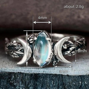 Anello T0128 con Opale Lunare in Argento Sterling 925 Placcato Anticato con Incastonatura a Griffe, Gioiello Unisex da Regalo - Product Image 4