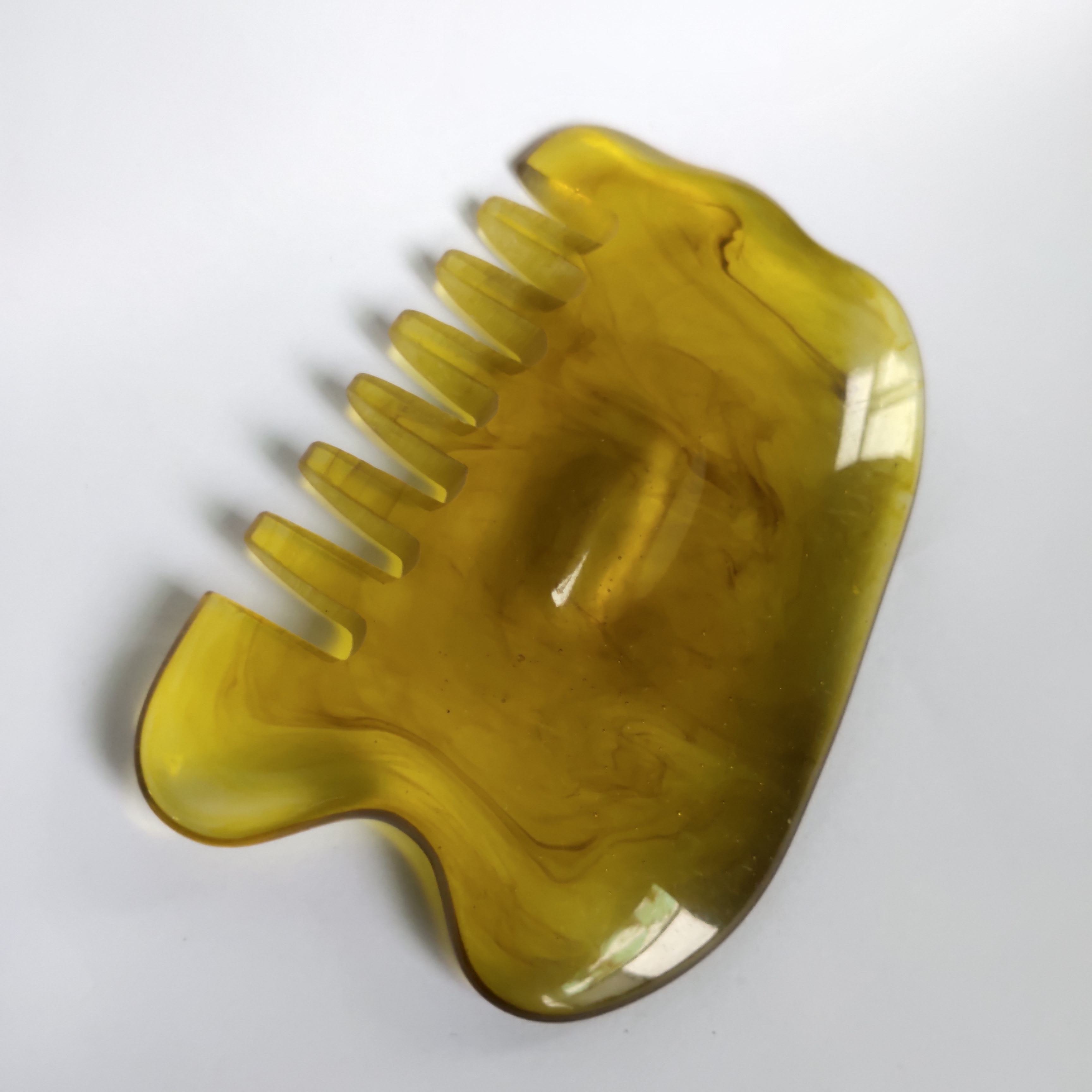 สีเหลือง