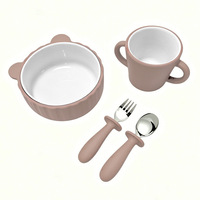 Nouvel ensemble de vaisselle moderne pour enfants en porcelaine et silicone, design moderne blanc, compatible micro-ondes et lave-vaisselle, antidérapant avec manchon en silicone