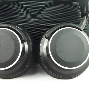 Casque sans fil hybride <span class=keywords><strong>ANC</strong></span> supra-auriculaire Bluetooth 5.<span class=keywords><strong>2</strong></span> avec puce Qualcomm CSR8670 CSR8675 et réduction de bruit - Product Image 1