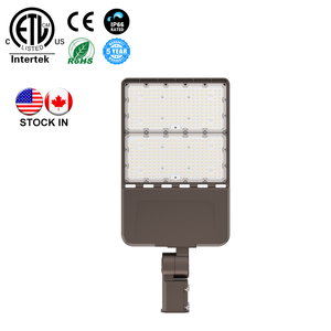 Luminaria LED para Estacionamiento Tipo Caja de Zapatos 150W 200W 240W 140Lm/W IP66 ETL Tipo IV Distribución con Garantía de 5 Años Montaje en Brazo Luz LED para Área - Product Image 1