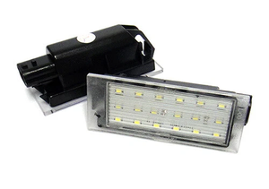 Nouveau 12V LED Lumière de plaque d'immatriculation 8200480127 265108474R pour Clio Laguna Megane Twingo <span class=keywords><strong>Master</strong></span> - Product Image 3