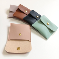 Sac de rangement pour petits bijoux en velours recyclable en gros, pochette personnalisée avec logo pour bague, boucles d'oreilles avec bouton doré
