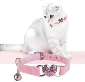Collares para Mascotas Pequeñas al por Mayor, MOQ Bajo, Collares de Franela de Color Sólido para Gatos con Accesorios de Corazón - Product Image 1