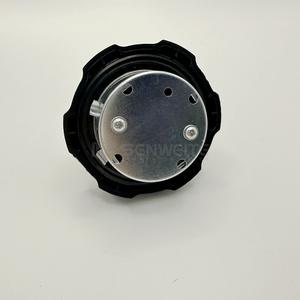 Bouchon de réservoir de carburant Senwitt 172122-14301 pour mini-excavatrices Yanmar série Vio - Product Image 2