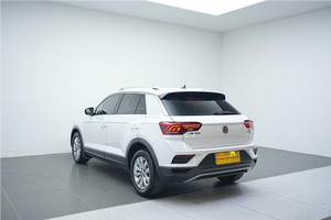 Volkswagen T-Roc 230TSI 2WD Trendline 2019 |   1.4L Turbo |   Blanco |   Auto Usado con 49,800 KM - Product Image 3