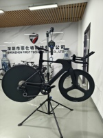 Vélo de route ultra léger à cadre rigide en fibre de carbone 700C 24 vitesses Frein à disque Charge maximale 120 kg pour la course sur route