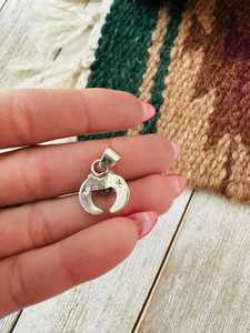 Mini Colgante de Naja Turquesa Hecho a Mano en Plata de Ley, Joyería Boho Occidental, Regalo Único para Mujeres - Product Image 2