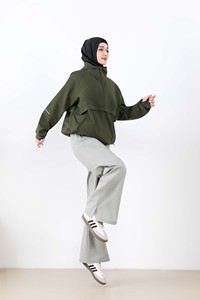 Vêtements de sport modestes pour femmes musulmanes, coupe-vent à capuche, logo personnalisé OEM, vente <span class=keywords><strong>en</strong></span> gros - Product Image 6