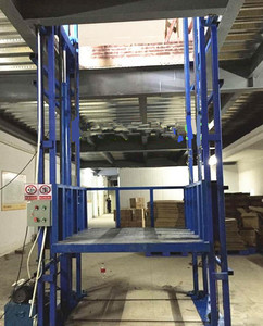 Piattaforma Elevatrice per Merci da 2 Tonnellate con Guida a Binario da 3m per Magazzino, <span class=keywords><strong>Montacarichi</strong></span> Elettrico con Telecomando - Product Image 2