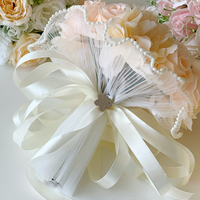 Bouquet de Mariage Chinois Artificiel Rose Rouge pour Robe de Cérémonie Demoiselle d'honneur Cérémonie Adulte