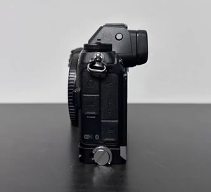 <span class=keywords><strong>Appareil</strong></span> <span class=keywords><strong>photo</strong></span> numérique sans miroir <span class=keywords><strong>Nikon</strong></span> Z7 de type <span class=keywords><strong>reflex</strong></span> avec résolution vidéo 4K de haute qualité, capteur BSI-CMOS plein format - Product Image 2