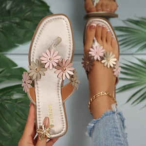 Ladies Casual <b>Beach</b> Flip Flops Daisy Flower Decor Flat <b>Thong</b> Sandals Summer Outdoor Walking Slippers - Product Image 3