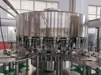 Machine à boissons automatique la plus vendue pour bouteilles en plastique/verre, eau pure, shampoing 500 ml, haute efficacité, entretien facile, 98%